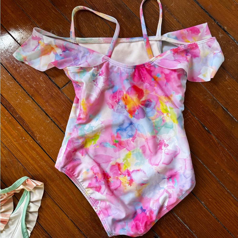 Girls size 6-8 swimsuit lot